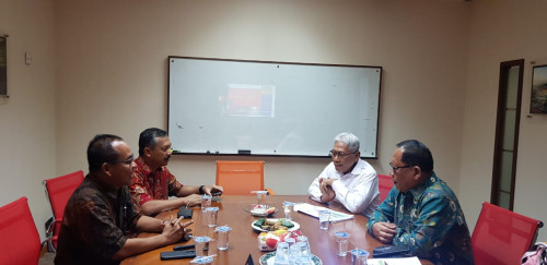 Kunjungan Wakil Bupati Banyuasin Bapak H. Slamet Somosentono, S.H. dan Kepala Dinas Perdagangan “Program Pemberdayaan dan Pembangunan Pasar Banyuasin”