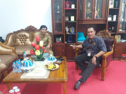 Asosiasi Pengelola Pasar Indonesia (Asparindo) Bertemu dengan Wakil Rektor III Universitas Tadulako...