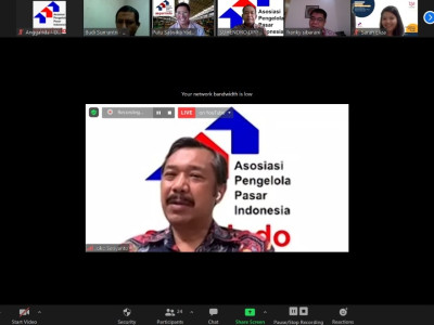 Diskusi UU Cipta Kerja untuk mendukung Pemberdayaan Pasar Rakyat Seluruh Indonesia